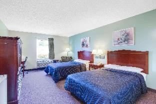 Knights Inn & Suites Dublin Room photo